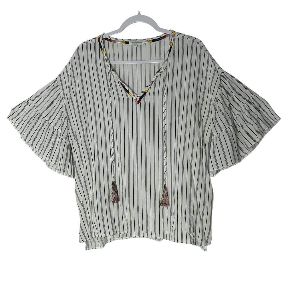 Grace & Lace Top Women's XL Short Sleeve Boho Embroidered Relaxed High‎ Low